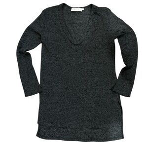 Astr The Label Medium V Neck Charcoal Sweater